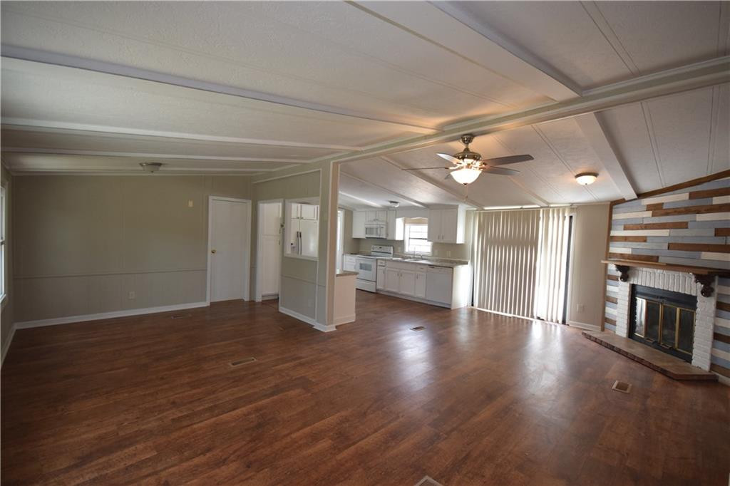 1605 Gerringer Mill Road Burlington, NC 27217 - Photo 3 of 19 Gallery Image 3