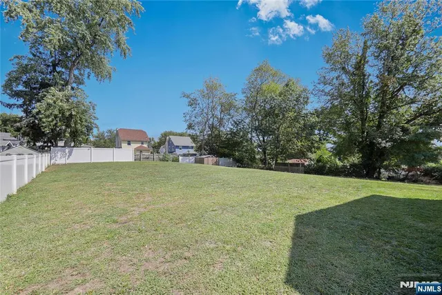 a view of outdoor space