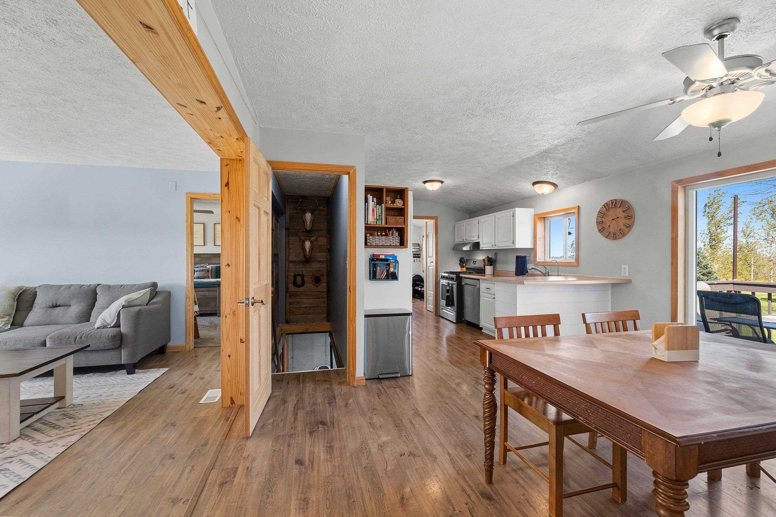 N2542 County Rd F Pulaski, WI 54162 - Photo 9 of 65 Gallery Image 9