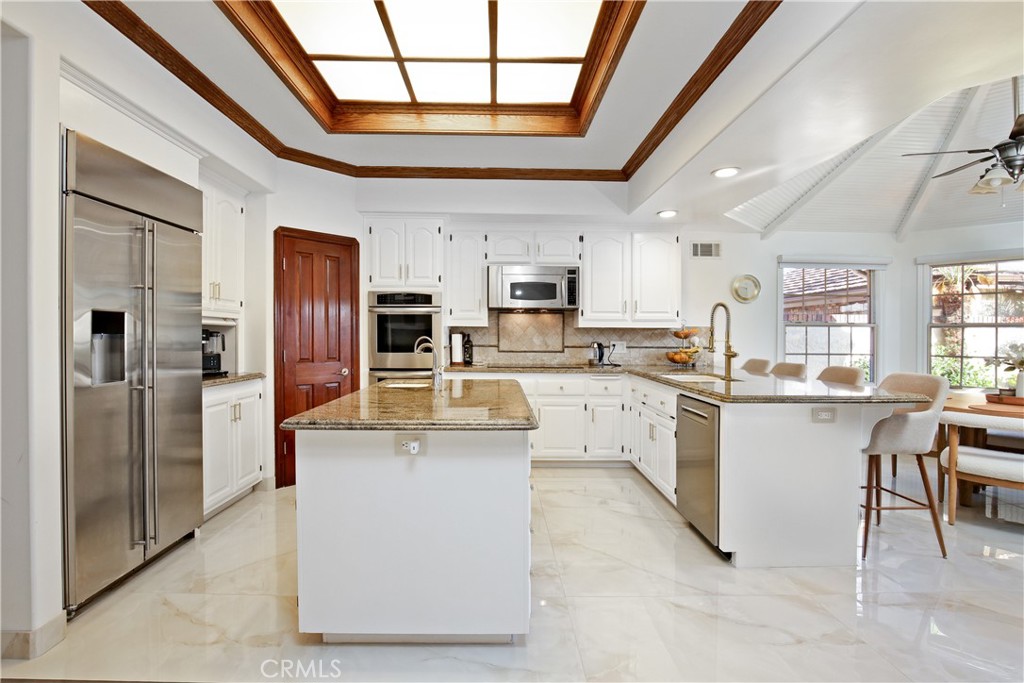 9378 Suva Street Downey, CA 90240 - Photo 12 of 43