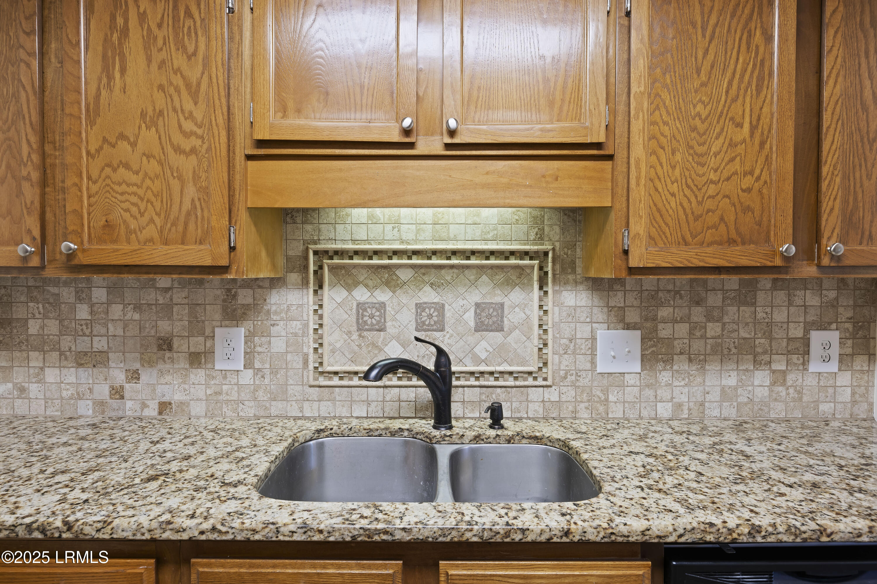 111 Macfarren Lane Summerville, SC 29485 - Photo 16 of 36 243A0347