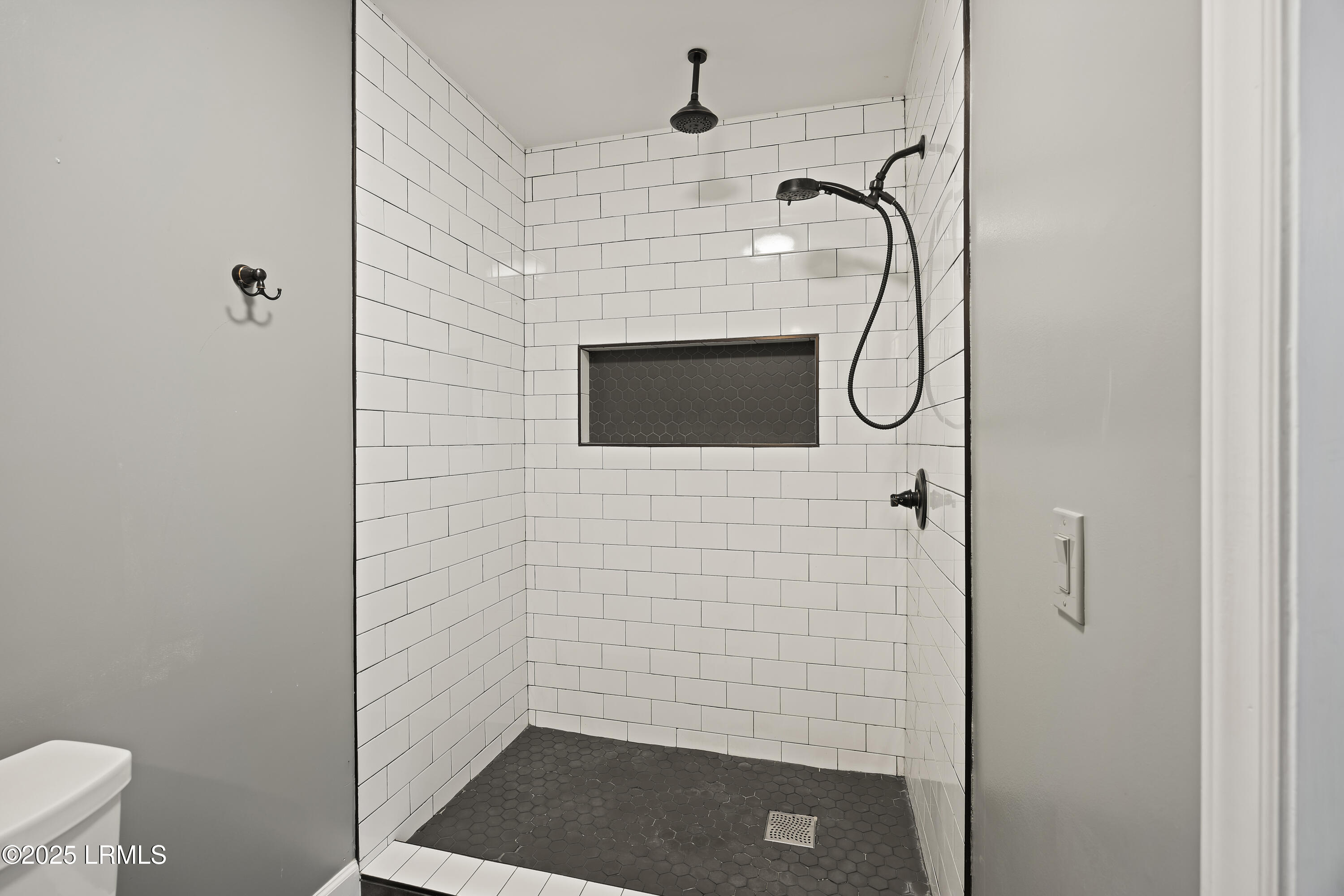 111 Macfarren Lane Summerville, SC 29485 - Photo 22 of 36 243A0332