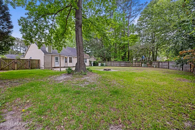 $300,000 | 111 Macfarren Lane, Summerville, SC 29485