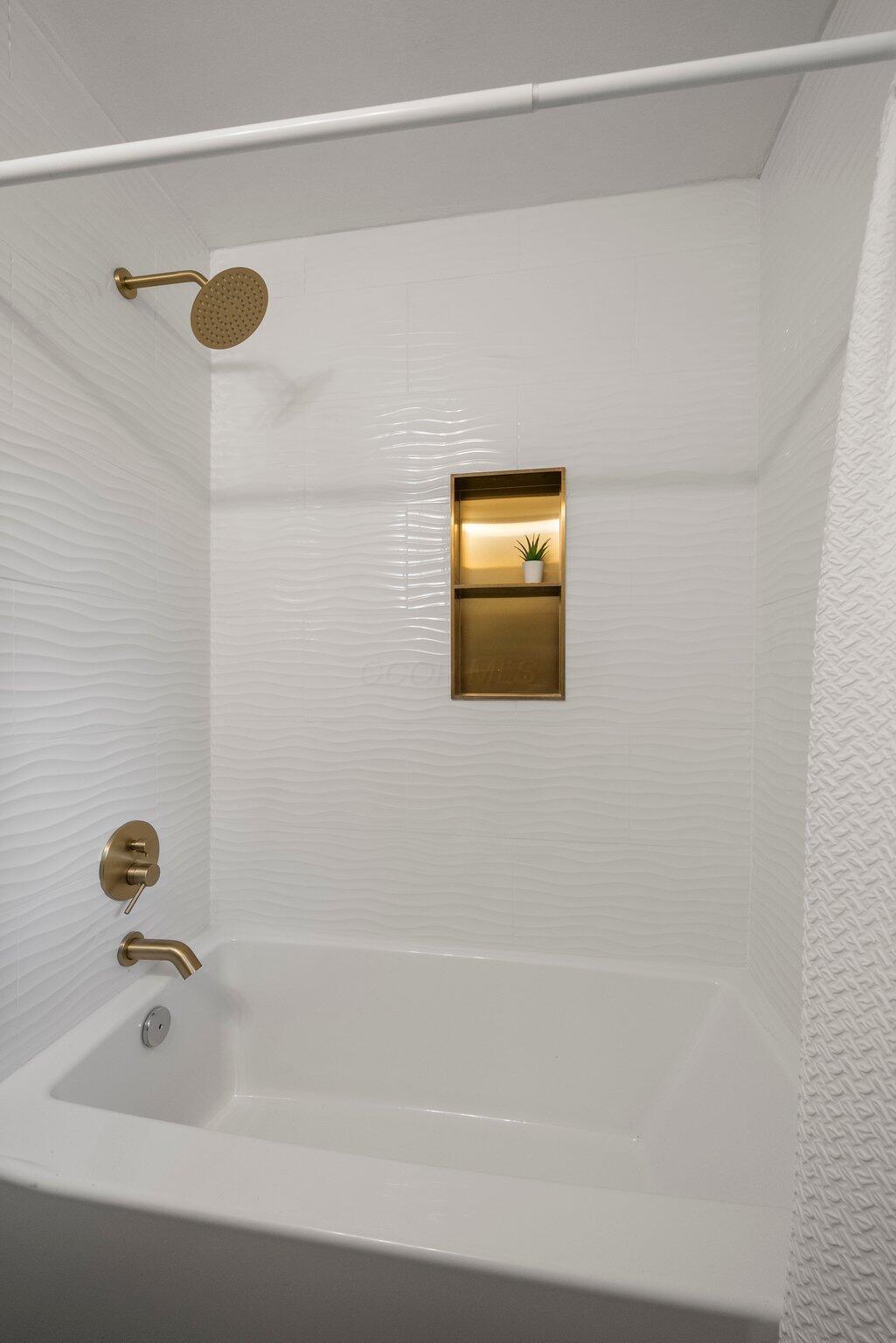 80 Pocono Road Columbus, OH 43235 - Photo 35 of 51 DSC02436