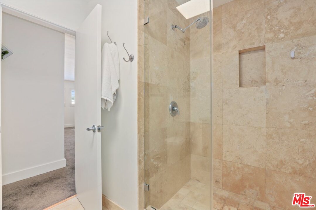 6624 South Springpark Avenue, Unit 5A Los Angeles, CA 90056 - Photo 20 of 24