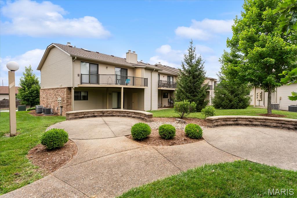 304 Eagle Ridge O'Fallon, IL 62269 - Photo 3 of 29