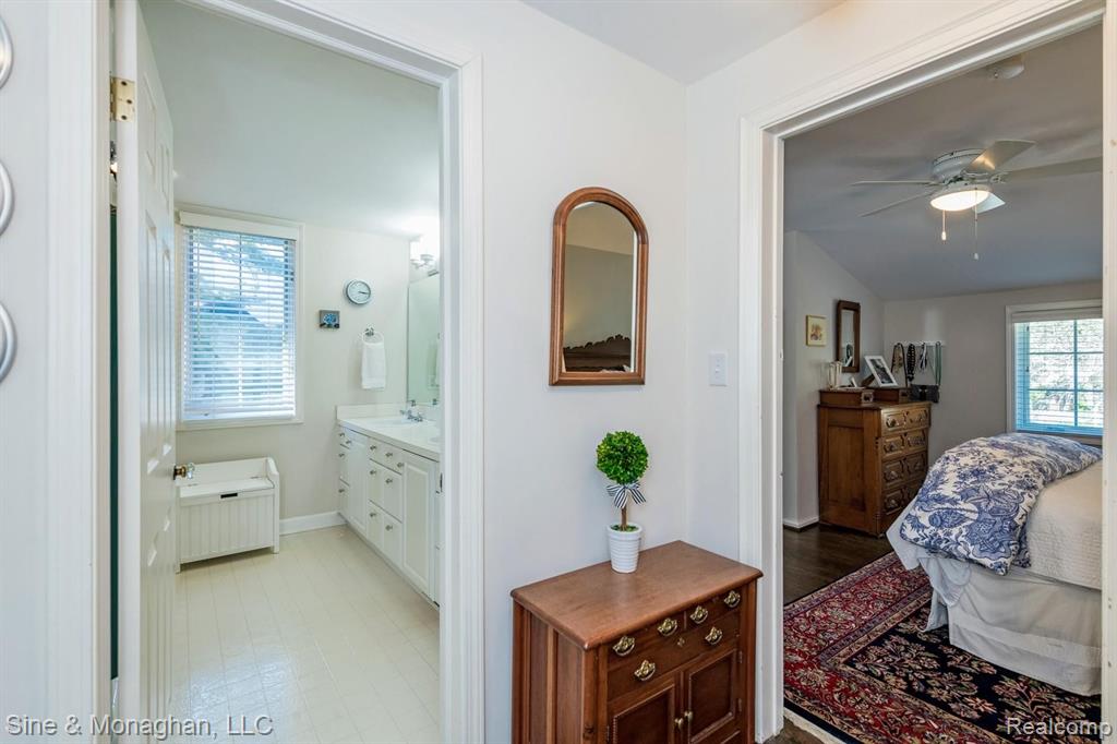 203 Moran Road Grosse Pointe Farms, MI 48236 - Photo 38 of 56