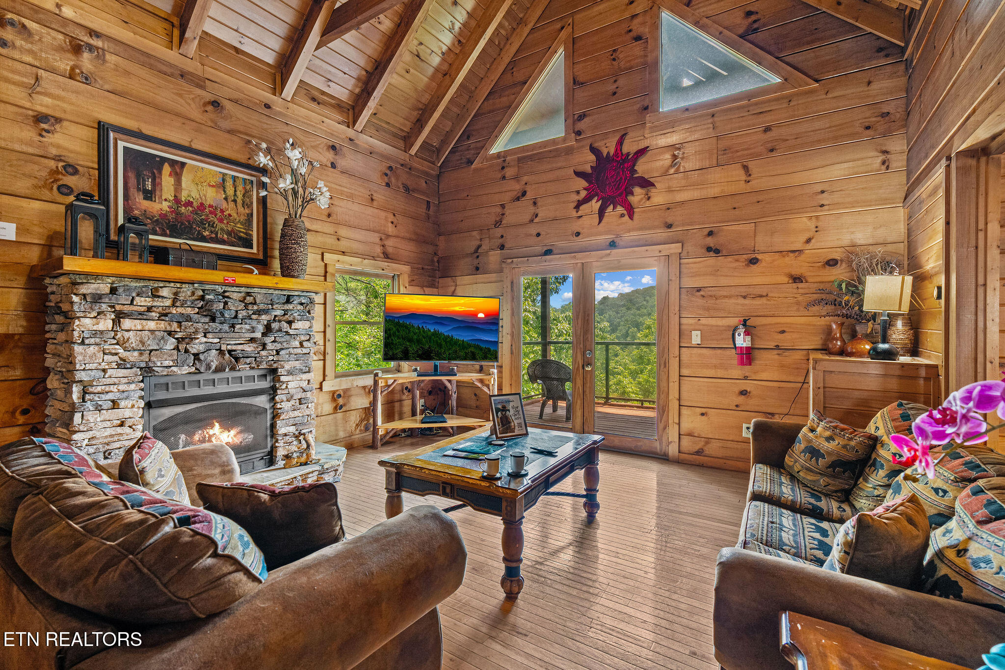 928 Falcon View Way Sevierville, TN 37862 - Photo 5 of 39 _DSC8526-Edit