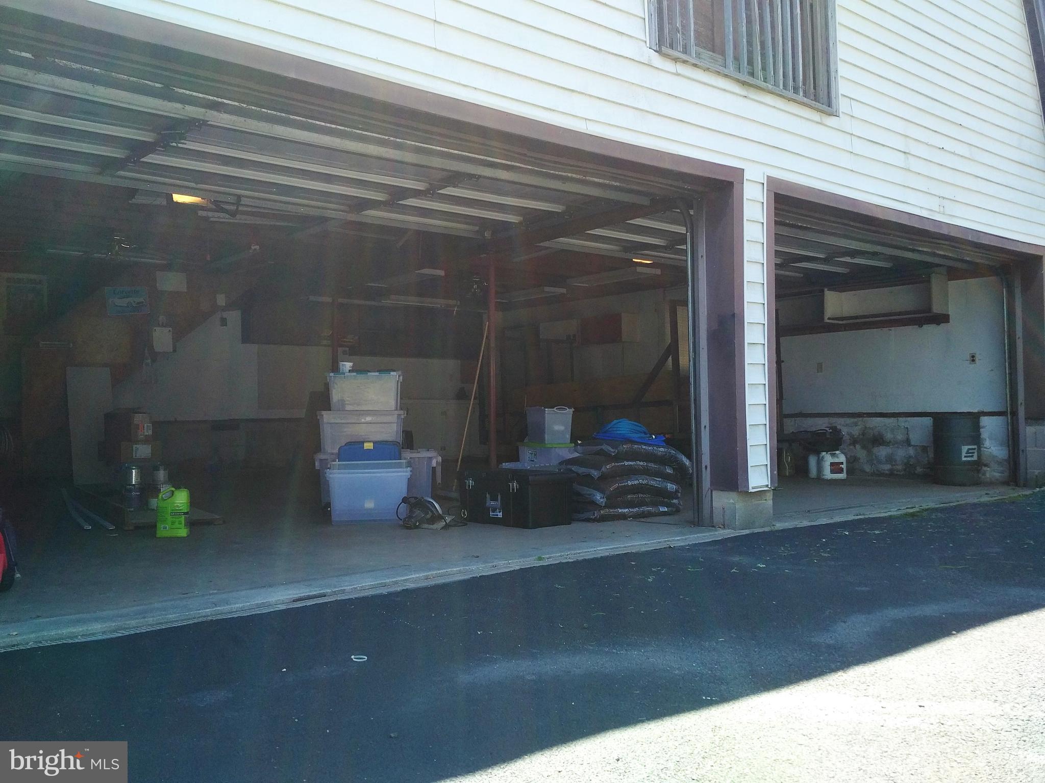 4333 Ridge Avenue Baltimore, MD 21227 - Photo 23 of 35 more oversizedgarage