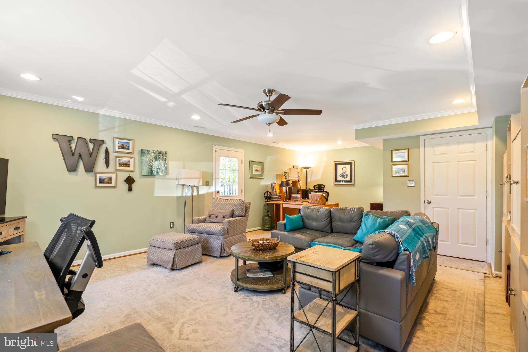6905 Gillings Road Springfield, VA 22152 - Photo 13 of 32 Gallery Image 13