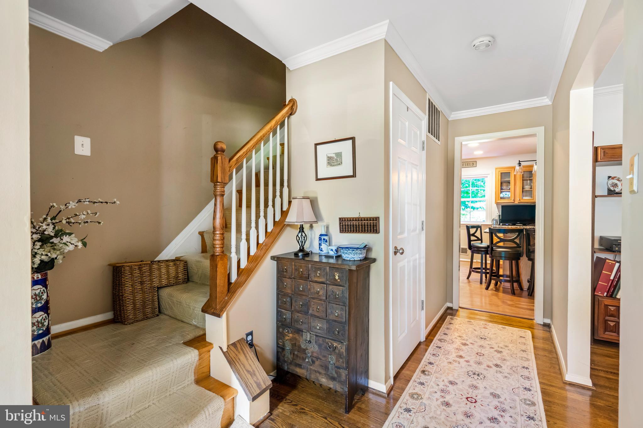 6905 Gillings Road Springfield, VA 22152 - Photo 8 of 32 Gallery Image 8