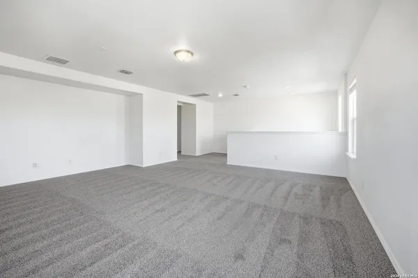 $2,500 | 9305 Devils River, Converse, TX 78109