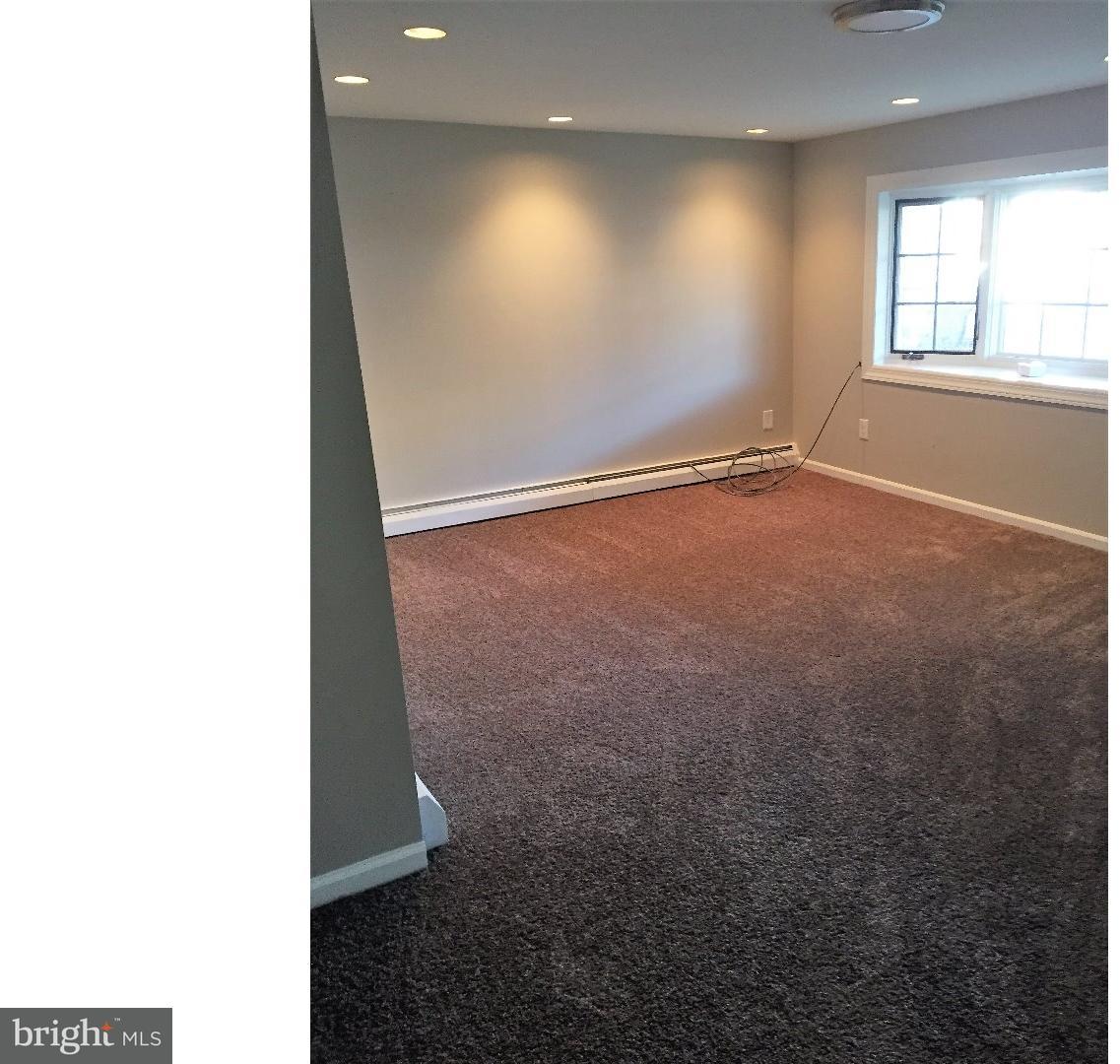 10928 Heflin Road Philadelphia, PA 19154 - Photo 22 of 25 Walk-out Basement