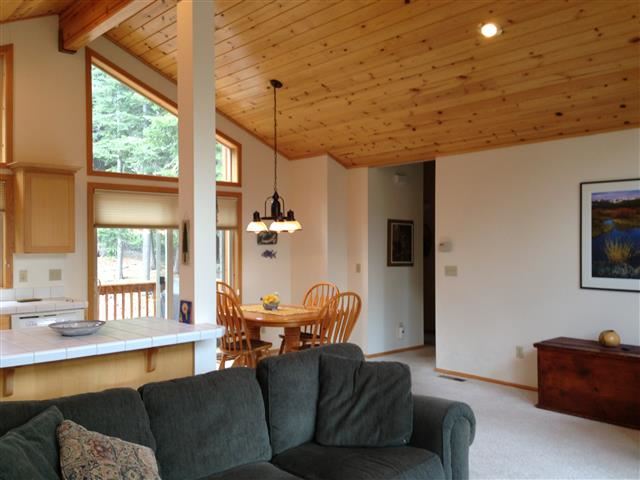 10785 Heather Road Truckee, CA 96161 - Photo 3 of 14 Gallery Image 3