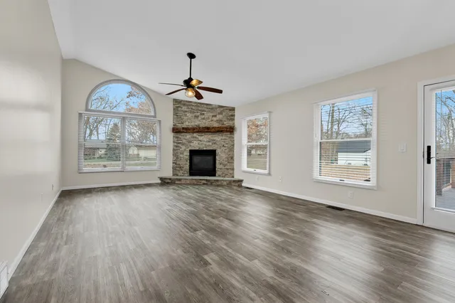 $450,000 | 61833 Bayshore Drive, Sturgis, MI 49091