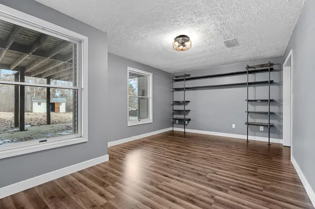 $450,000 | 61833 Bayshore Drive, Sturgis, MI 49091