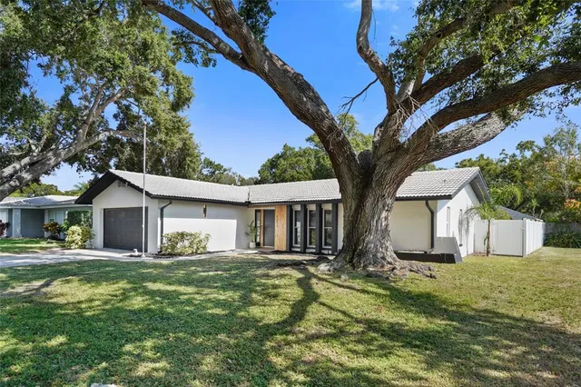 $699,000 | 1211 Stony Brook Lane, Dunedin, FL 34698