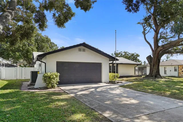 $699,000 | 1211 Stony Brook Lane, Dunedin, FL 34698