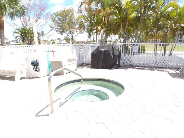 $2,000 | 1431 Aqui Esta Drive, Unit 411, Punta Gorda, FL 33950
