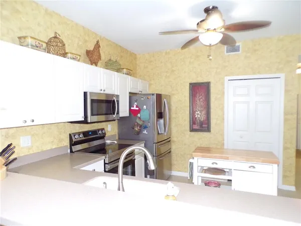 $2,000 | 1431 Aqui Esta Drive, Unit 411, Punta Gorda, FL 33950