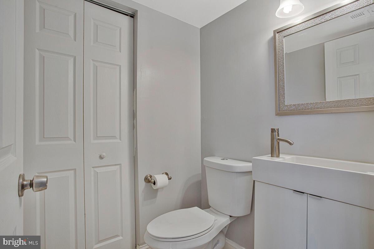 1627 Riedel Road Crofton, MD 21114 - Photo 11 of 27