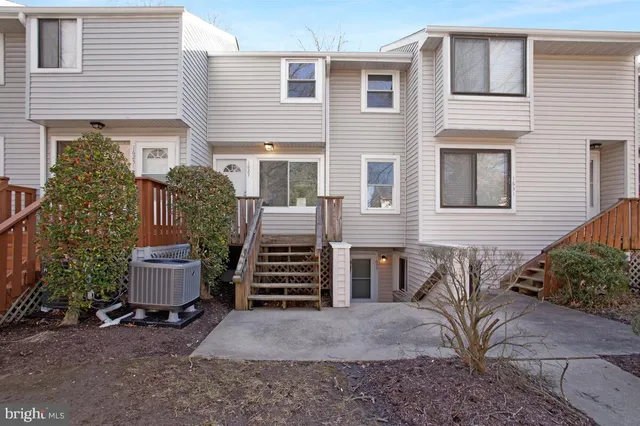 $2,375 | 1627 Riedel Road, Crofton, MD 21114