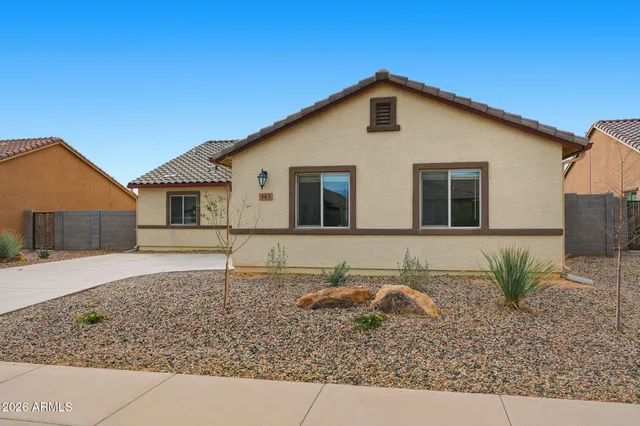 $1,775 | 565 West Black Hawk Place, Casa Grande, AZ 85122