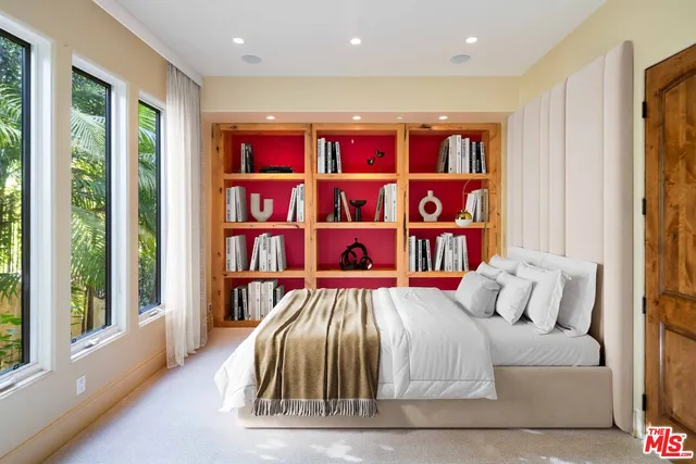 $7,995,000 | 2157 Ravensfield Lane, Los Angeles, CA 90077