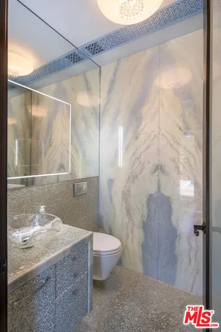 $7,995,000 | 2157 Ravensfield Lane, Los Angeles, CA 90077