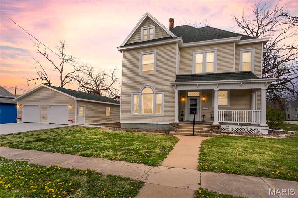 130 South Monroe Street Pittsfield, IL 62363 - Photo 1 of 69