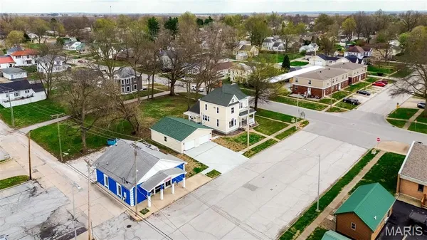 $259,000 | 130 South Monroe Street, Pittsfield, IL 62363