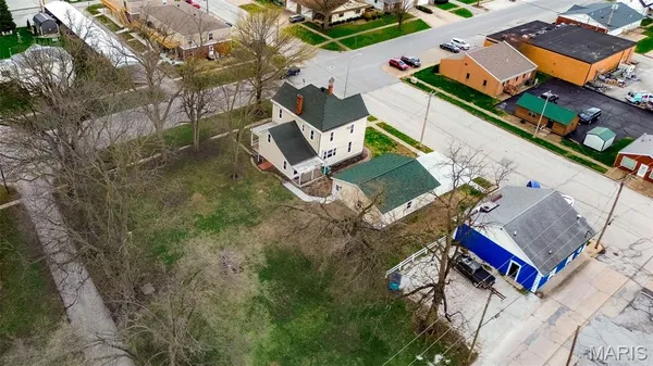 $259,000 | 130 South Monroe Street, Pittsfield, IL 62363