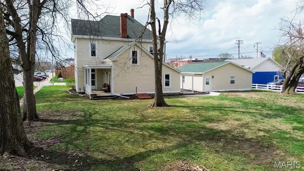 $259,000 | 130 South Monroe Street, Pittsfield, IL 62363