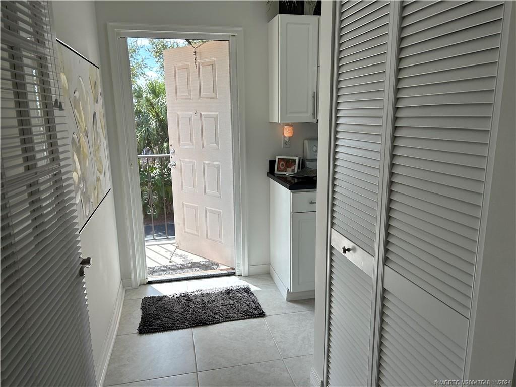1982 Southwest Palm City Road, Unit J 51 Stuart, FL 34994 - Photo 2 of 39 Gallery Image 2