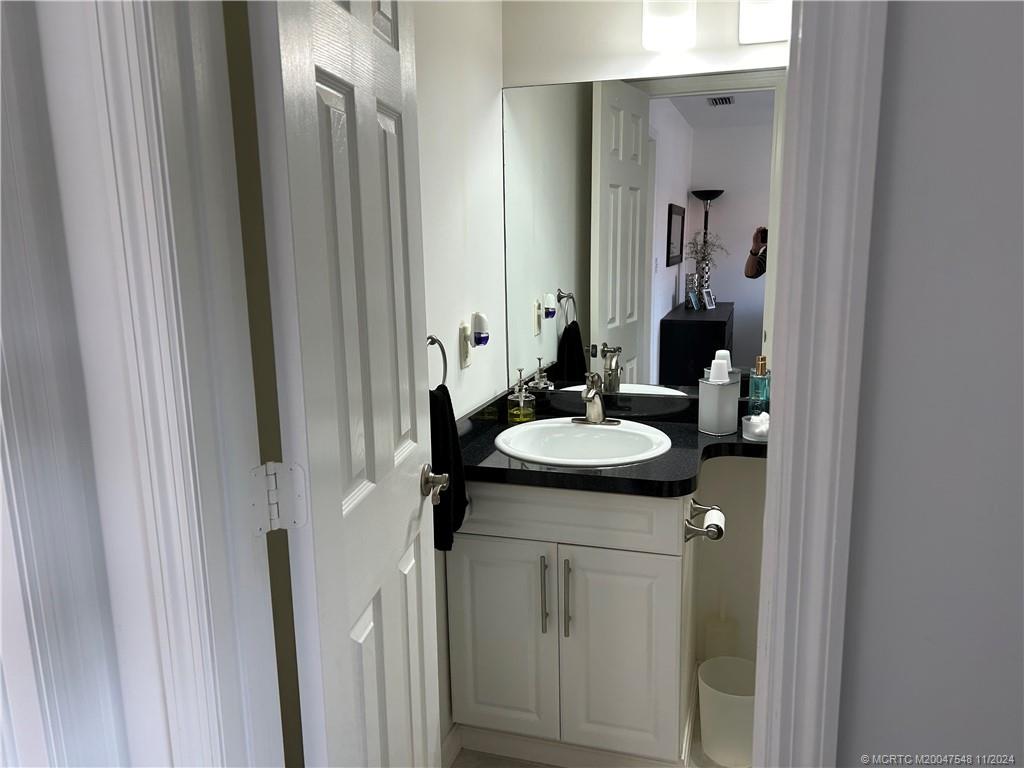 1982 Southwest Palm City Road, Unit J 51 Stuart, FL 34994 - Photo 28 of 39 Gallery Image 28