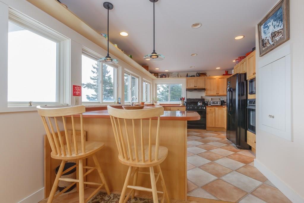 67 Cliff Road New Harbor, ME 04554 - Photo 10 of 28 Photo