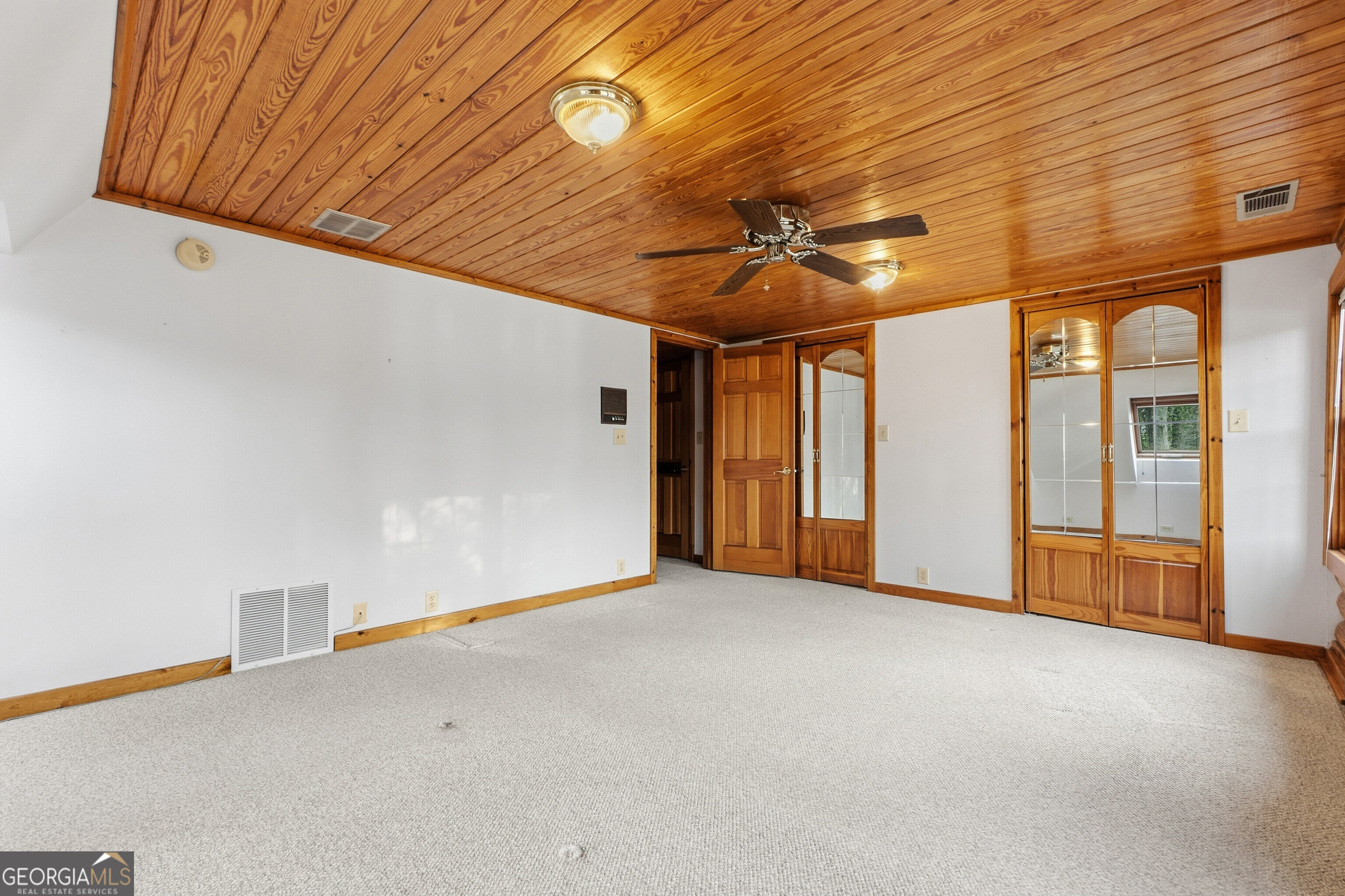 324 Blenny Run Jackson, GA 30233 - Photo 37 of 71 a view of empty room with a ceiling fan