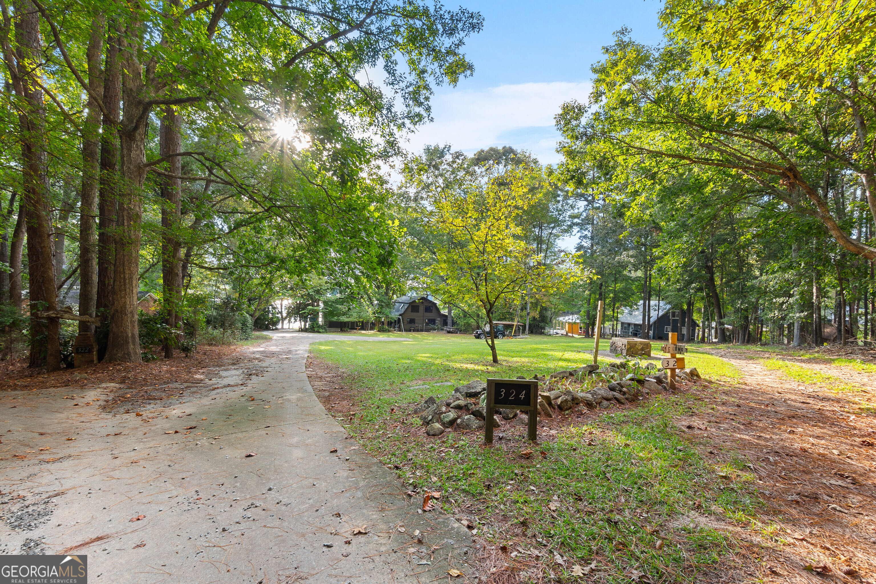 324 Blenny Run Jackson, GA 30233 - Photo 8 of 71 a view of a park with large trees