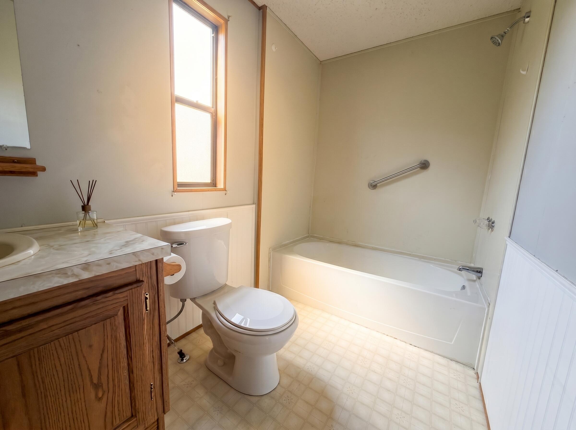 6850 Downing Road, Unit SPC 2 Central Point, OR 97502 - Photo 6 of 11