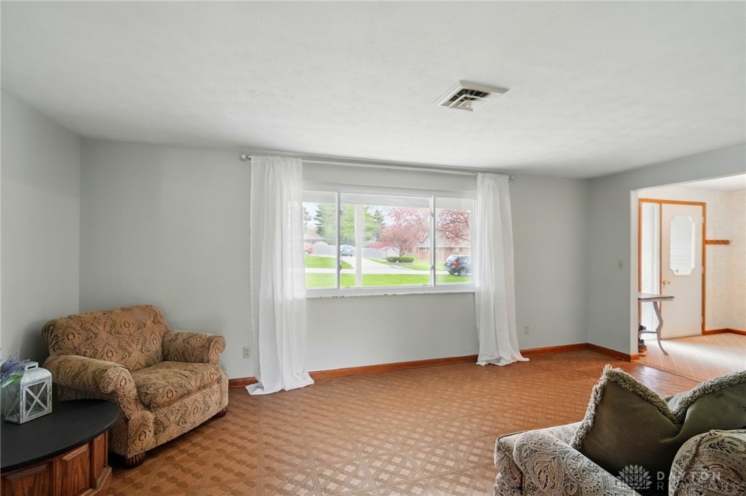 3987 Rexford Road Beavercreek, OH 45430 - Photo 21 of 39 Gallery Image 21