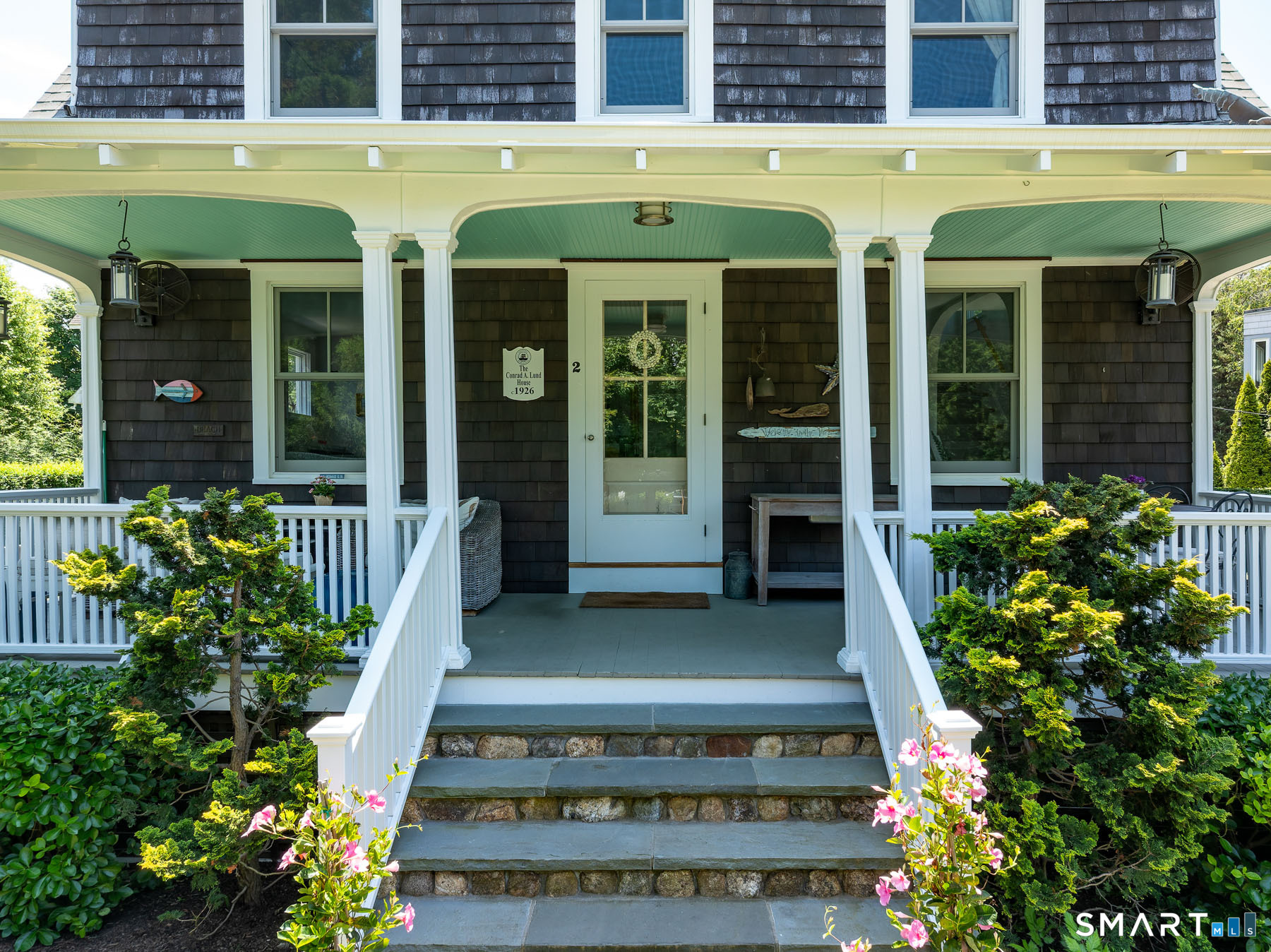 2 Sunwich Road Norwalk, CT 06853 - Photo 2 of 33
