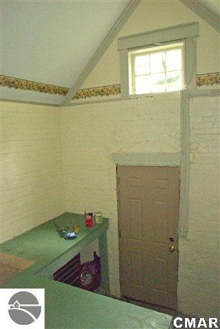 9113 South Littlefield Road Blanchard, MI 49310 - Photo 8 of 25 1771486-7.JPG