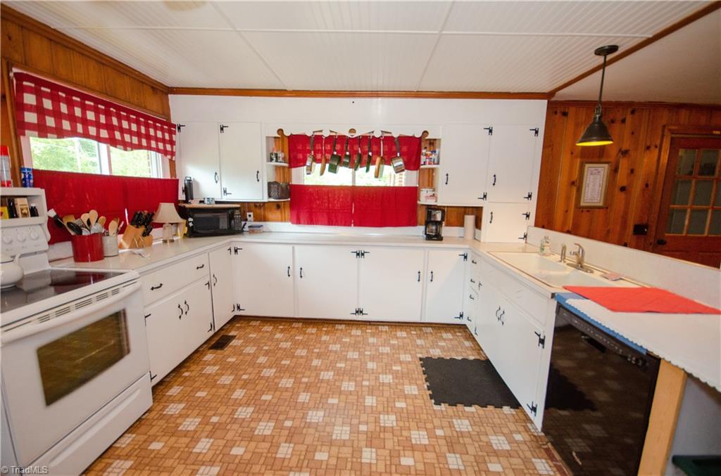 783 Branson Mill Road Randleman, NC 27317 - Photo 11 of 30 Gallery Image 11