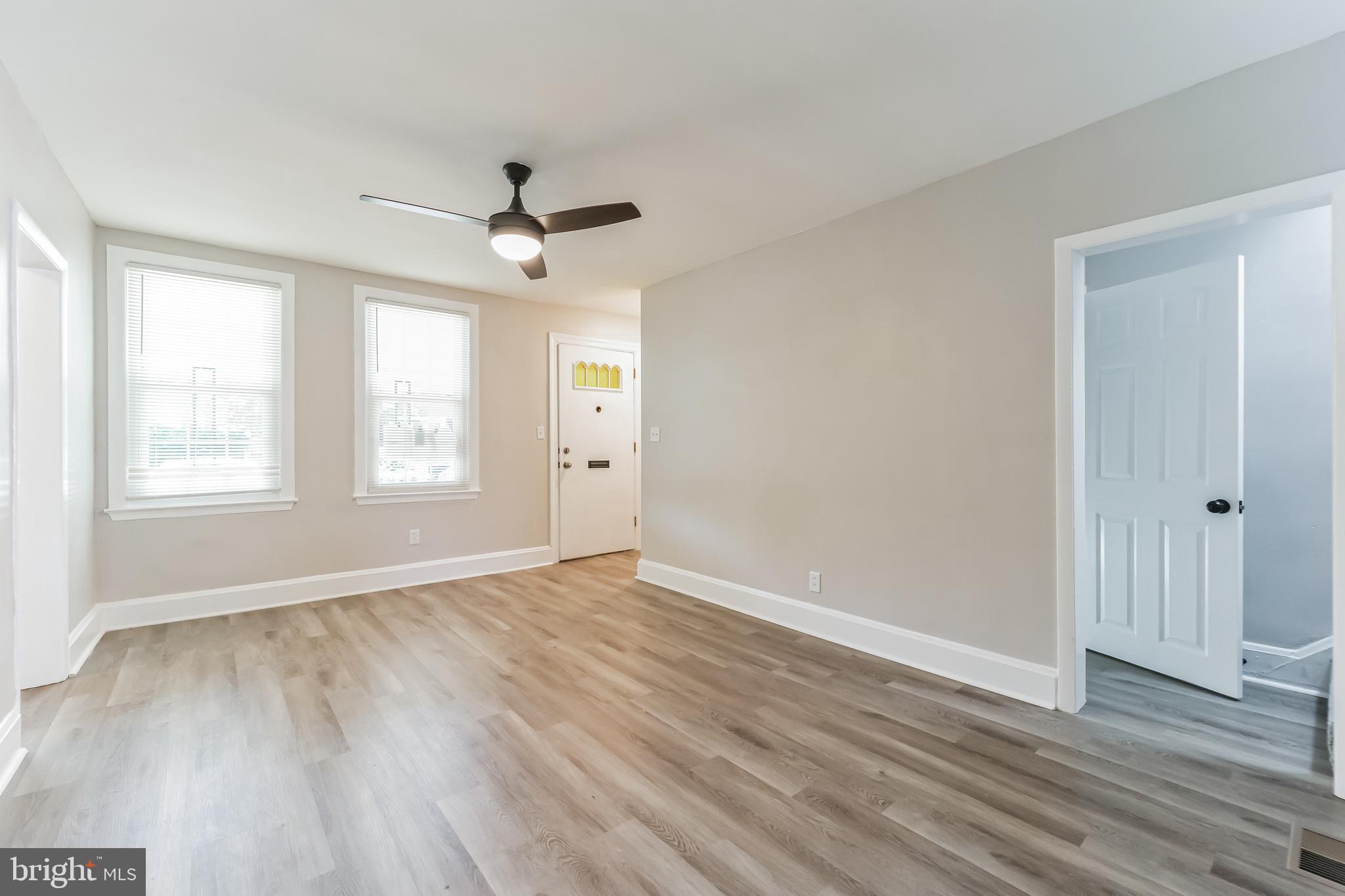 4010 Annellen Road Baltimore, MD 21215 - Photo 4 of 30 Tons of Natural Light!