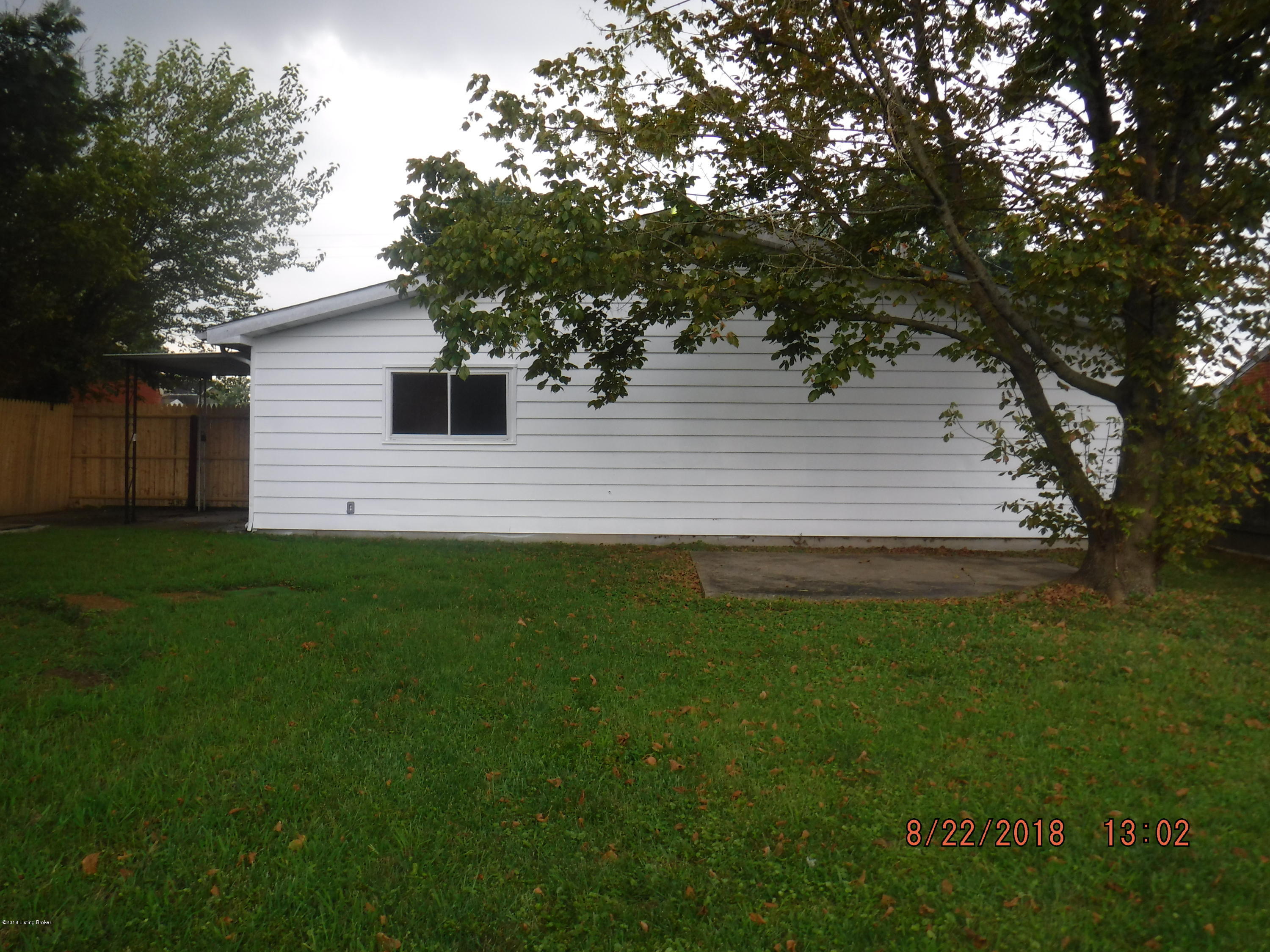378 Meadowood Road Hillview, KY 40229 - Photo 30 of 32 DSCF4187