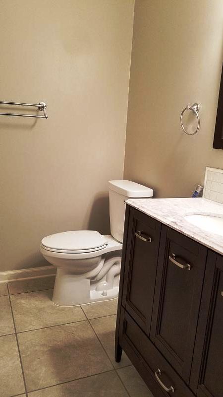 109 Newton Lane Oak Ridge, TN 37830 - Photo 12 of 40 Hall Bath
