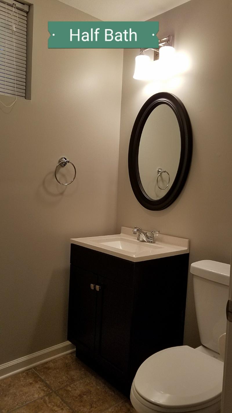 109 Newton Lane Oak Ridge, TN 37830 - Photo 24 of 40 Downstairs Bath
