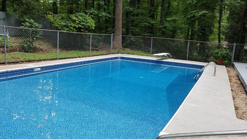109 Newton Lane Oak Ridge, TN 37830 - Photo 33 of 40 Relax here!