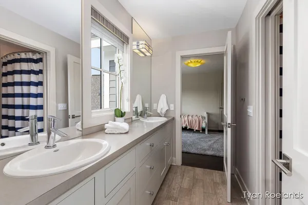 $1,344,900 | 3757 Lake Birch Street Northeast, Grand Rapids, MI 49525