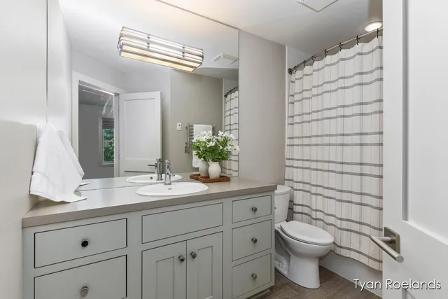 $1,390,000 | 3757 Lake Birch Street Northeast, Grand Rapids, MI 49525